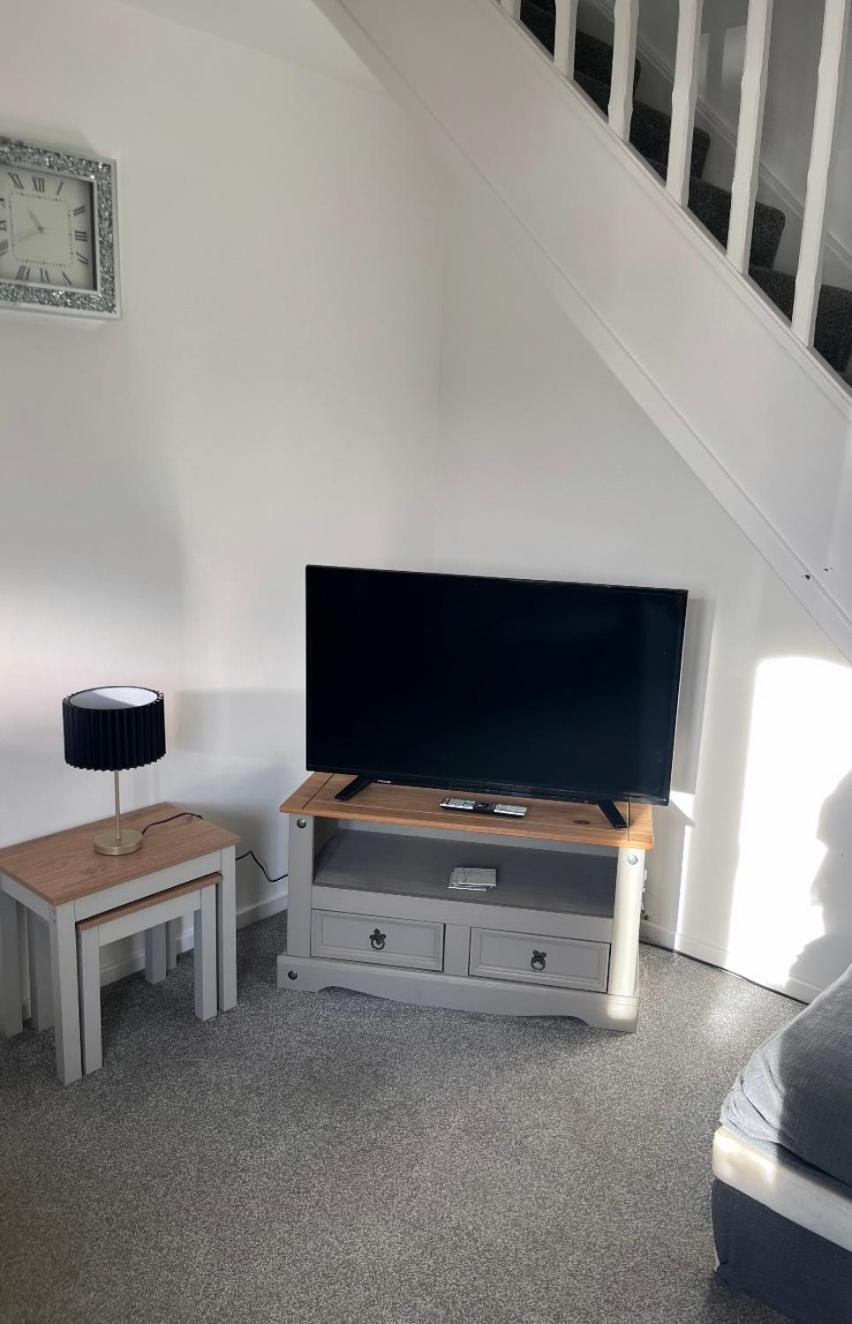 Newly Refurbished Beautiful Location 1 Bedroom Residential House Cramlington Bagian luar foto